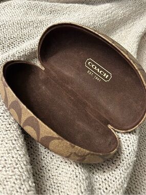 Coach Sunglasses Case, hard shell